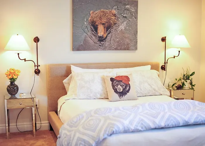 Cranky Crow Bed & Breakfast Kodiak
